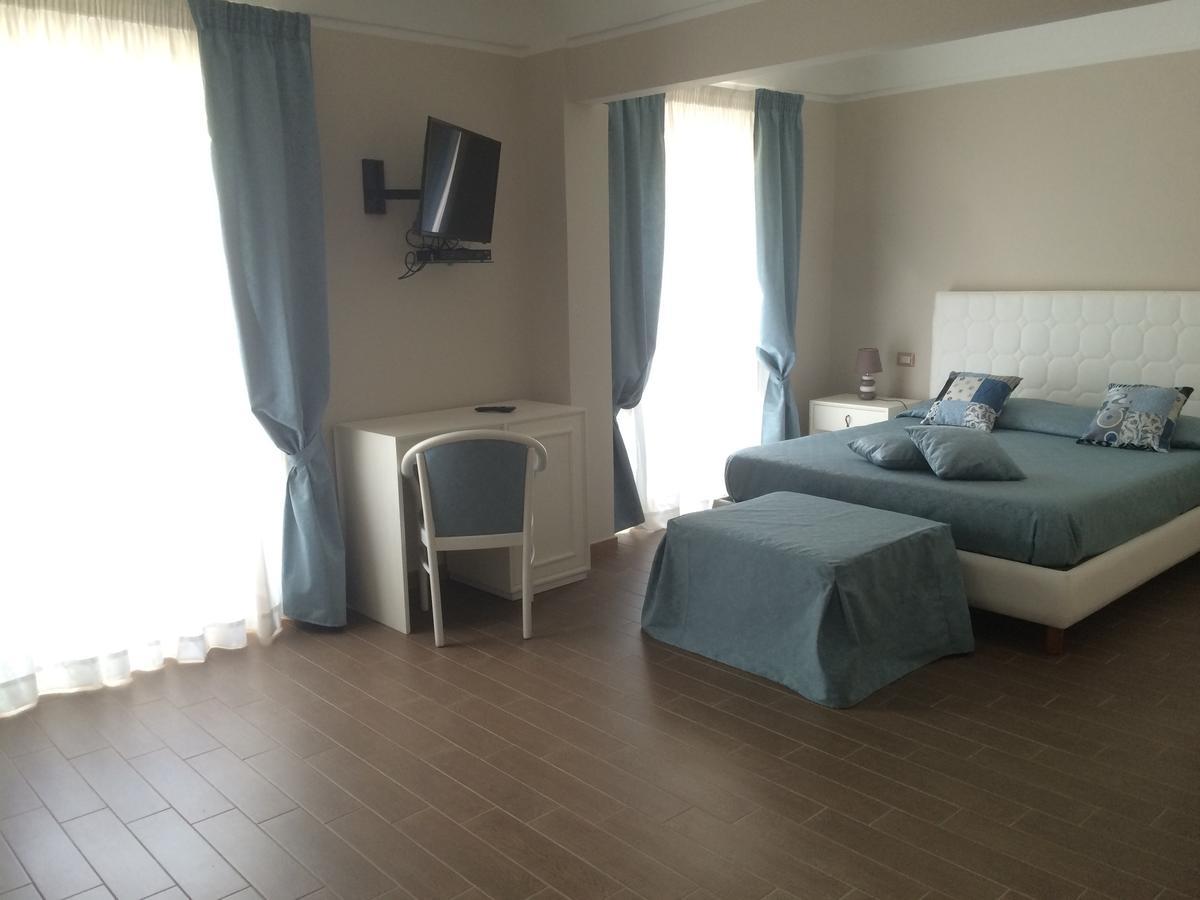 Hotel Sant'Anna Floresta Экстерьер фото